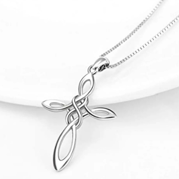 Celtics Knot Cross Pendant Necklace - Picture 5 of 5